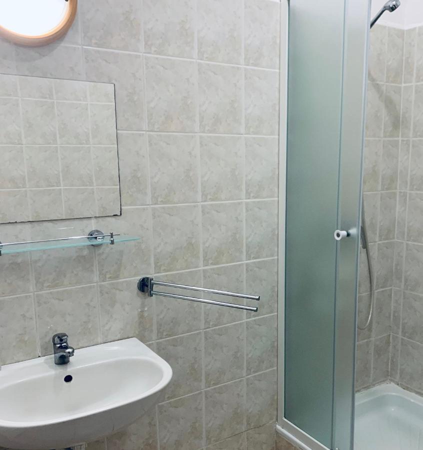 Bed and Breakfast Huszar Panzio Es Etterem Sárospatak Zewnętrze zdjęcie